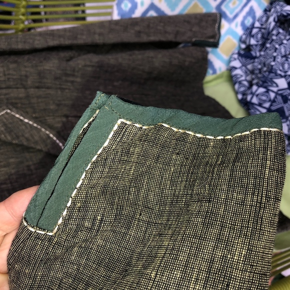 KARAVAN linen pleated boxy fit button top - Picture 2 of 6